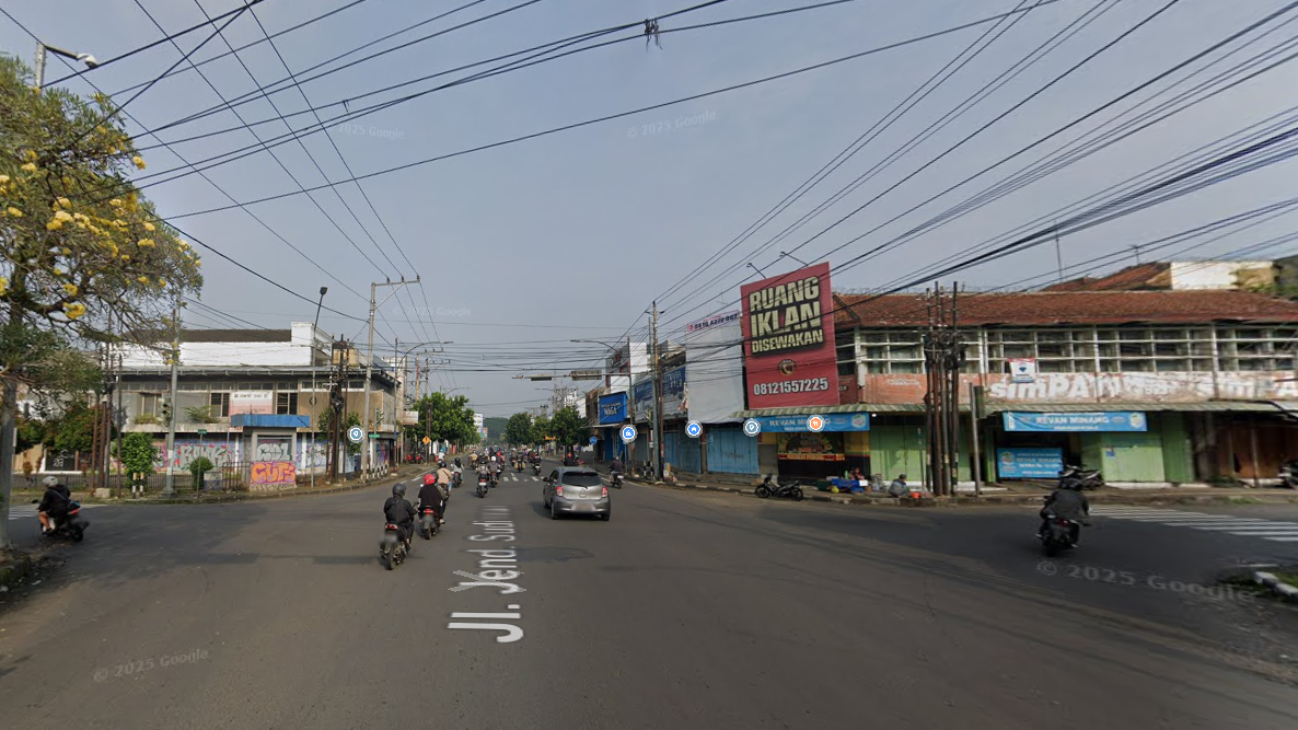 CCTV Simpang Sutosuman